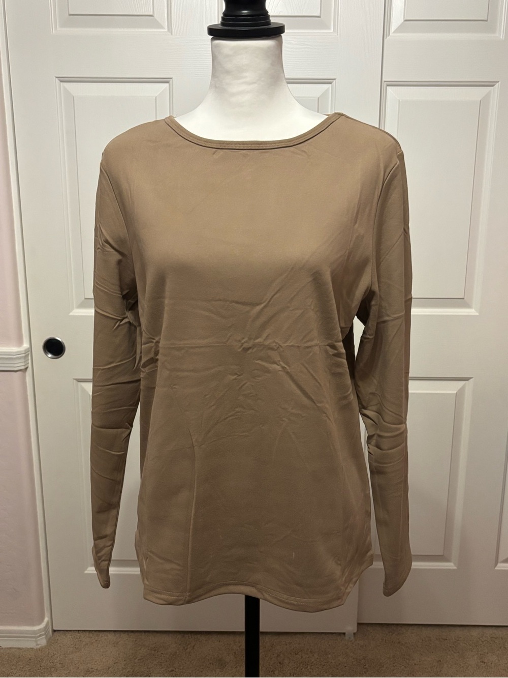 Everyday Long-Sleeve Crewneck Top - Taupe NWT